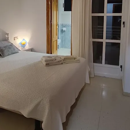 Pmt13 - Penthouse With View - Garage Apartment